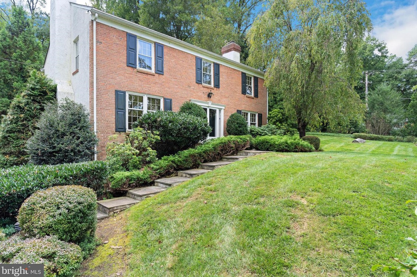 18 Foxchase Rd, Frazer, PA 19355