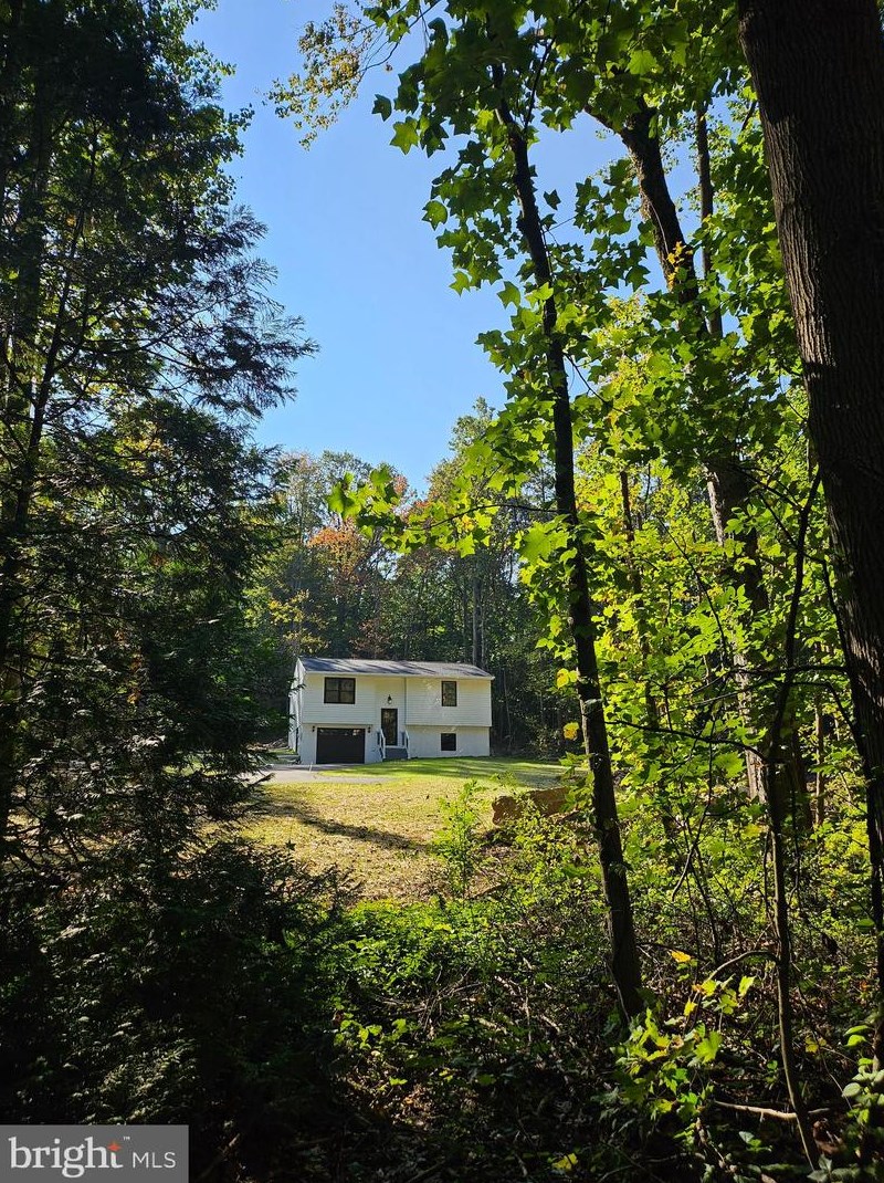 117 Debbie Dr, Coatesville, PA 19320