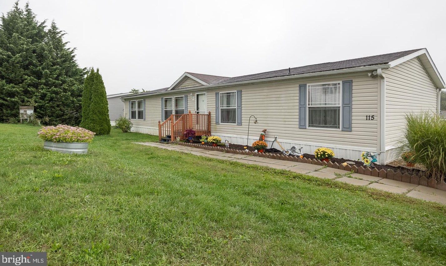 115 Whitetail Ct, Honey Brook, PA 19344-8697