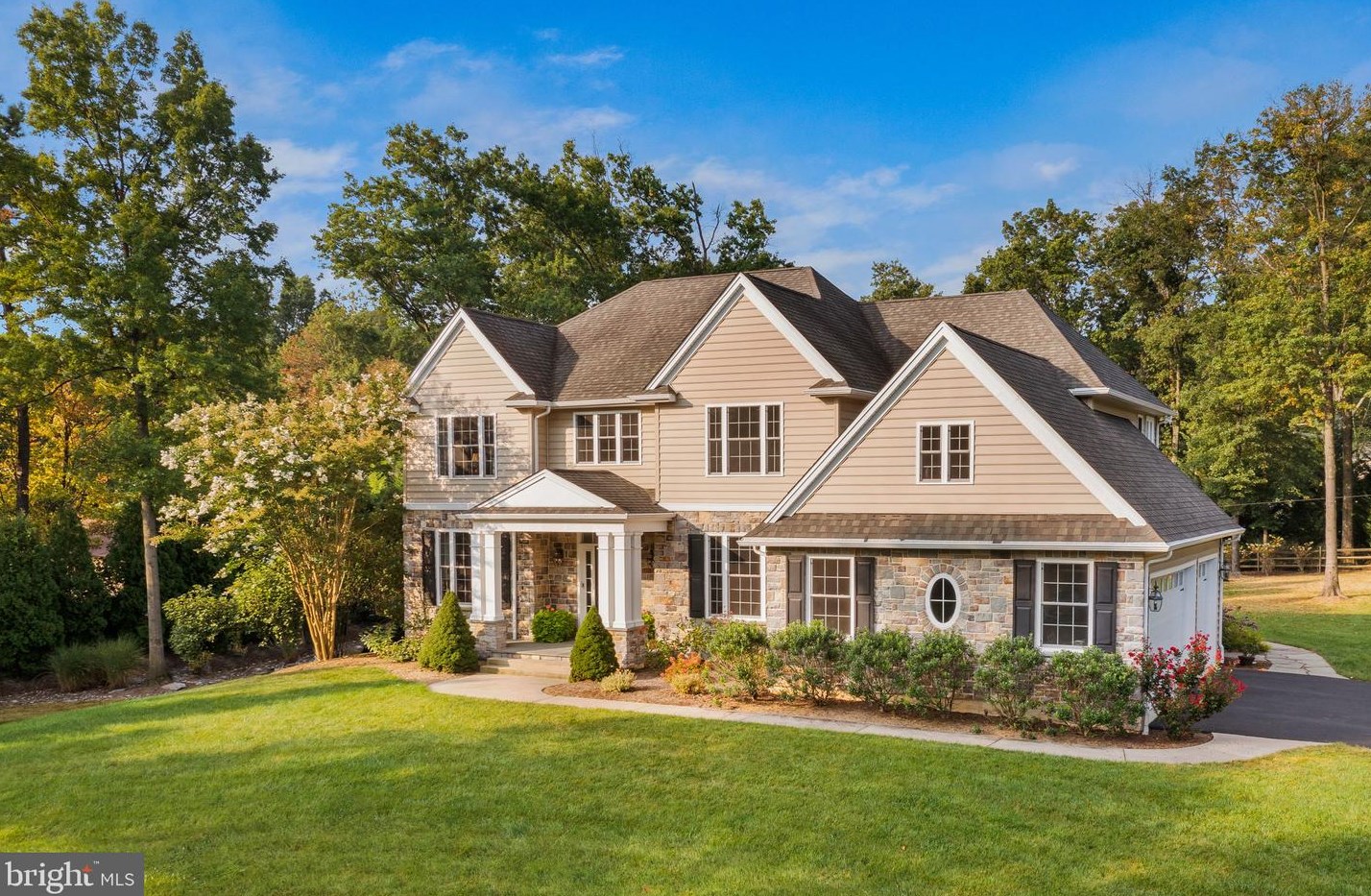 14 Wildwood Dr, Frazer, PA 19355-2937