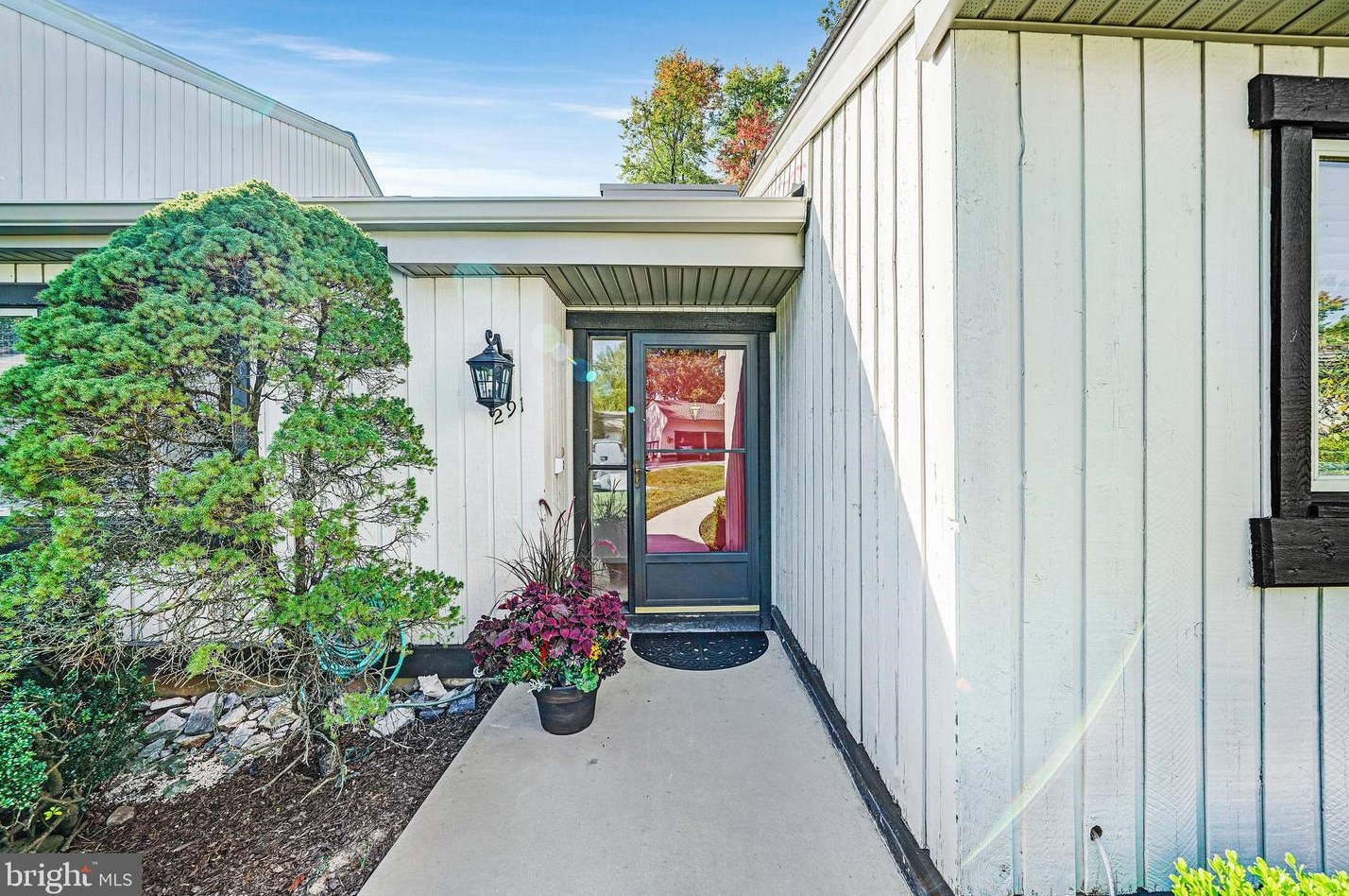 291 Devon Ln, West Chester, PA 19380-6822