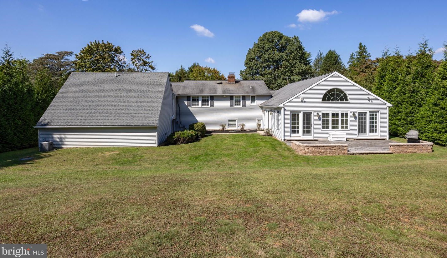 1610 Williams Way, West Chester PA  19380-6636 exterior