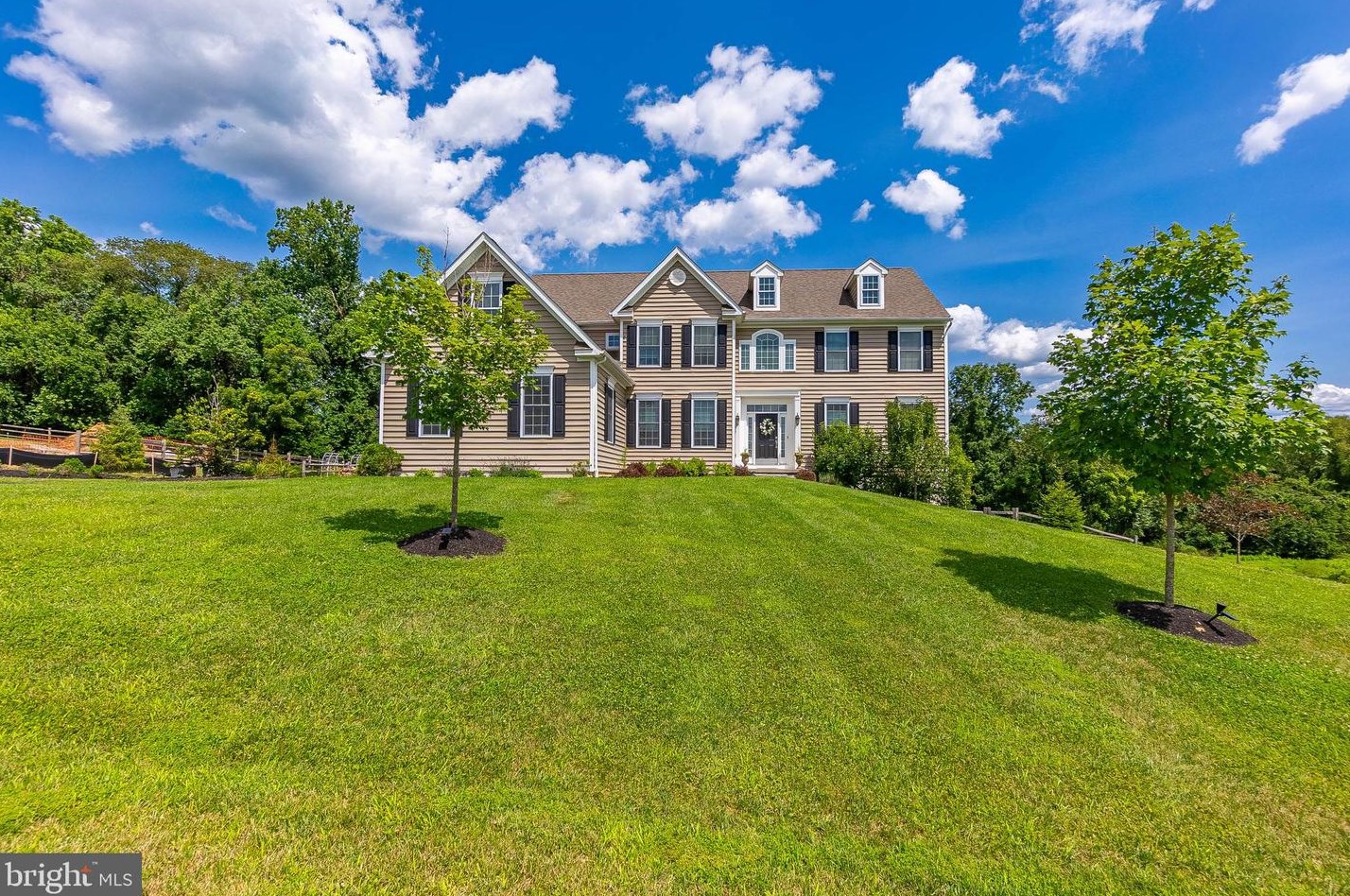40 Emma Ct, Downingtown, PA 19335
