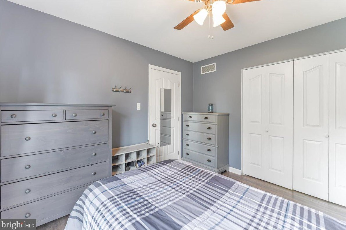 209 Pine Valley Dr, Coatesville PA  19320-1967 exterior