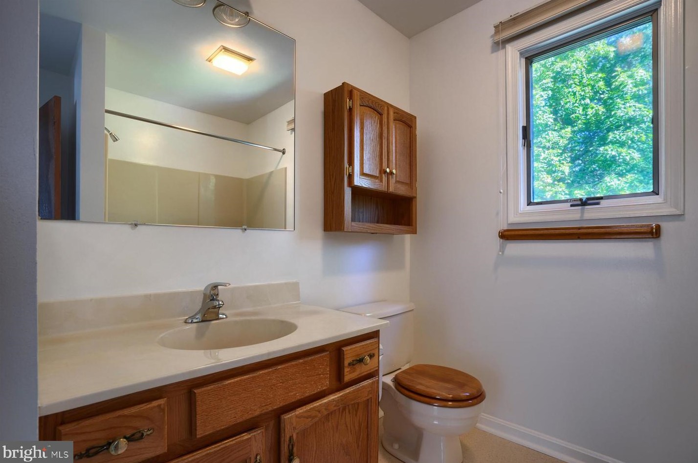 102 Brandywine Dr, Romansville PA  19320-1027 exterior