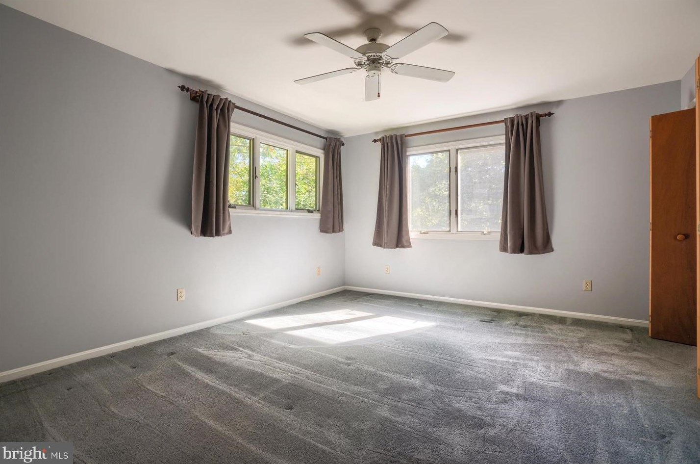 102 Brandywine Dr, Romansville PA  19320-1027 exterior