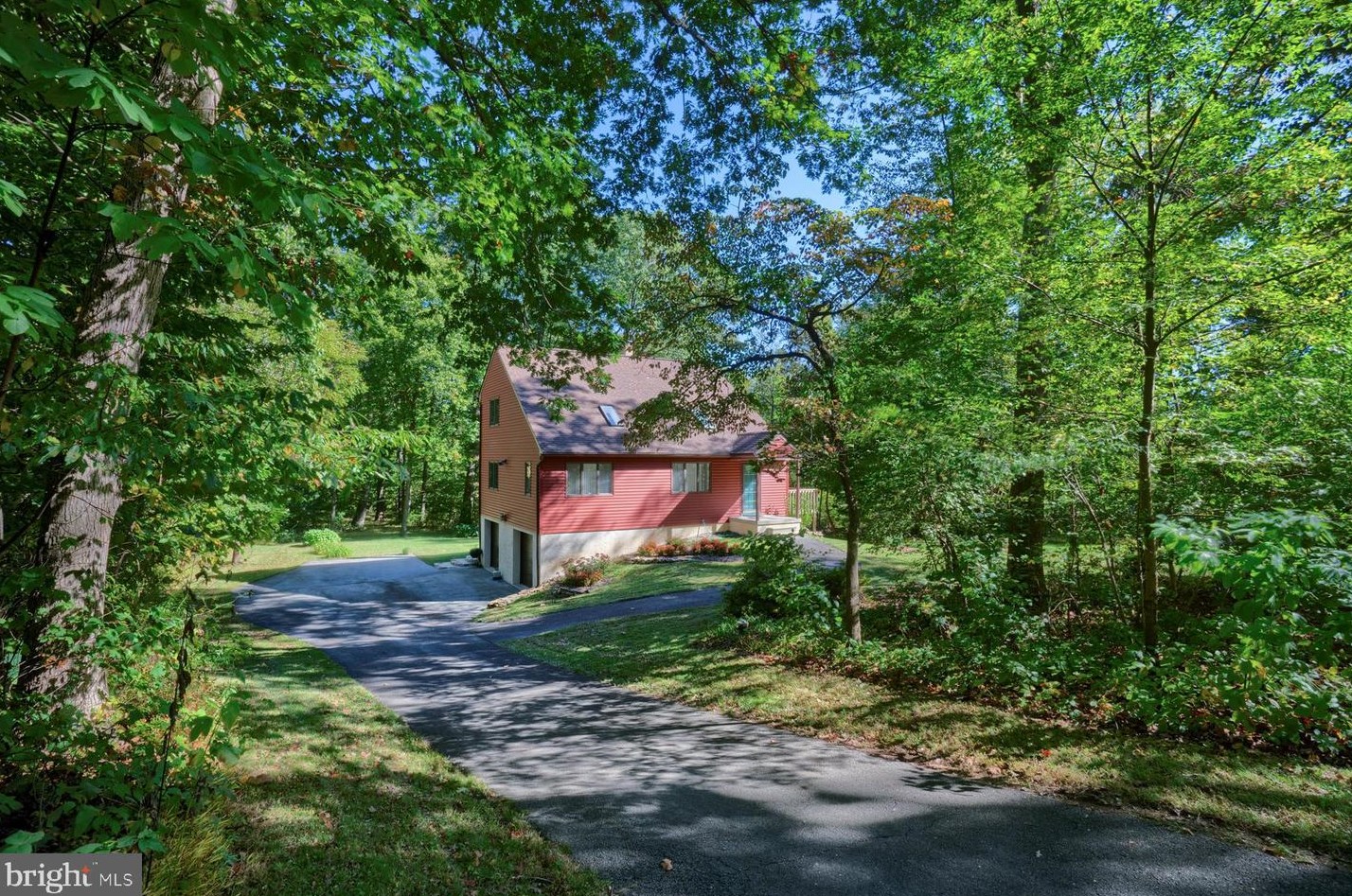 102 Brandywine Dr, Romansville PA  19320-1027 exterior
