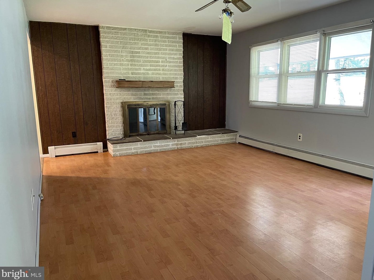 330 Ash Rd, Coatesville PA  19320-1187 exterior