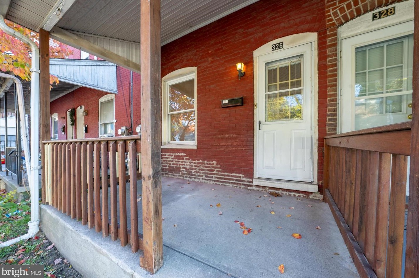 326 Valley Rd, Romansville PA  19320-2939 exterior
