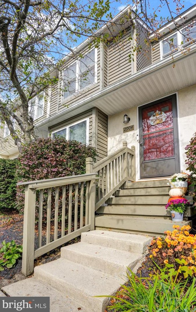 2904 Trinity Ct, Chester Springs, PA 19425