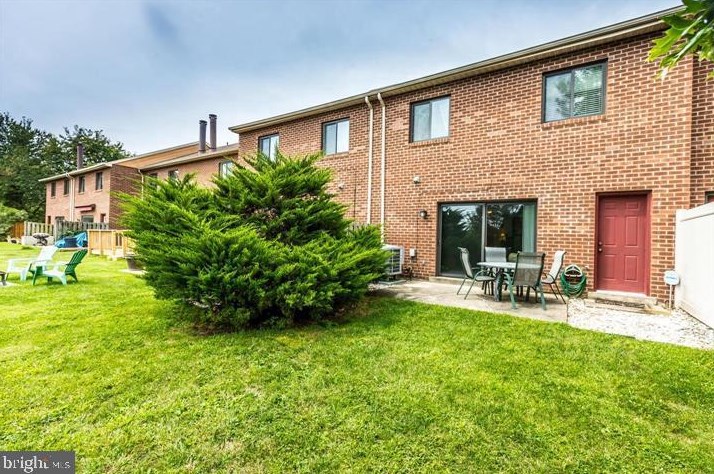 117 Conway Ct, Exton PA  19341-2923 exterior