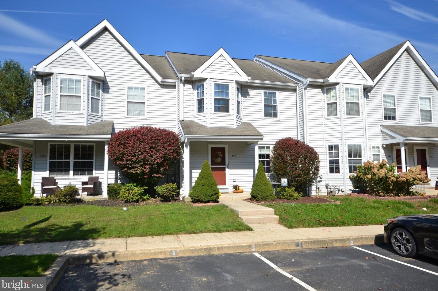 337 Jenville Ct, Coatesville, PA 19320