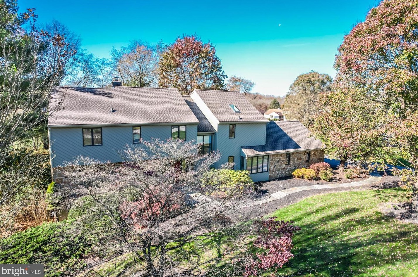 1144 Dorset Dr, West Chester, PA 19382-8008
