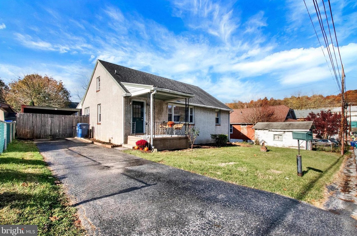 24 Bradley Ave, Romansville, PA 19320-2817
