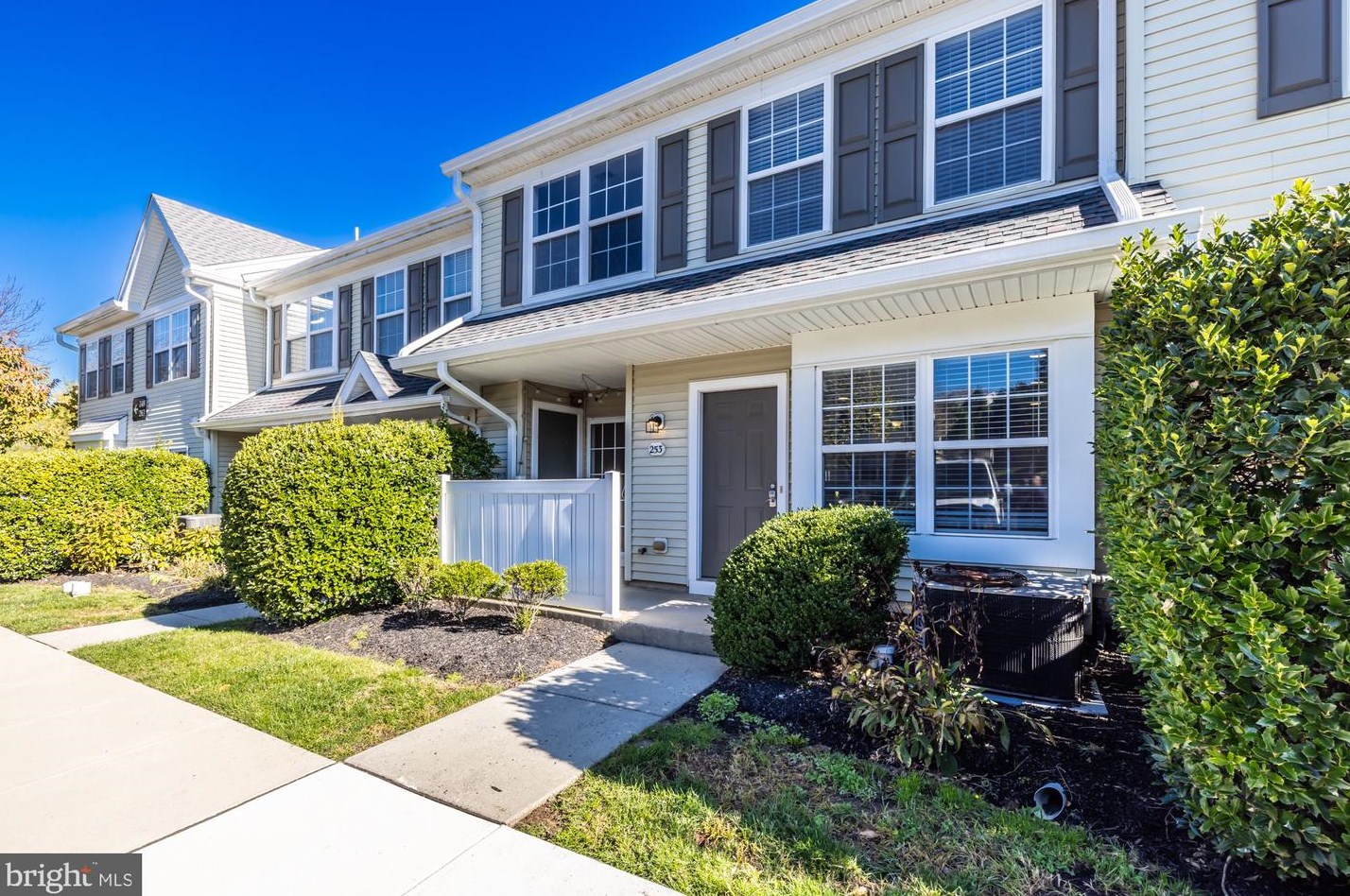 253 Flagstone Rd #7, Chester Springs, PA 19425