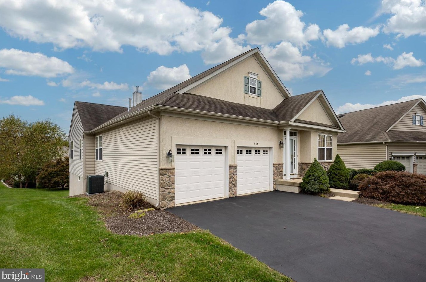 413 Randall Ln, Romansville PA  19320-6527 exterior