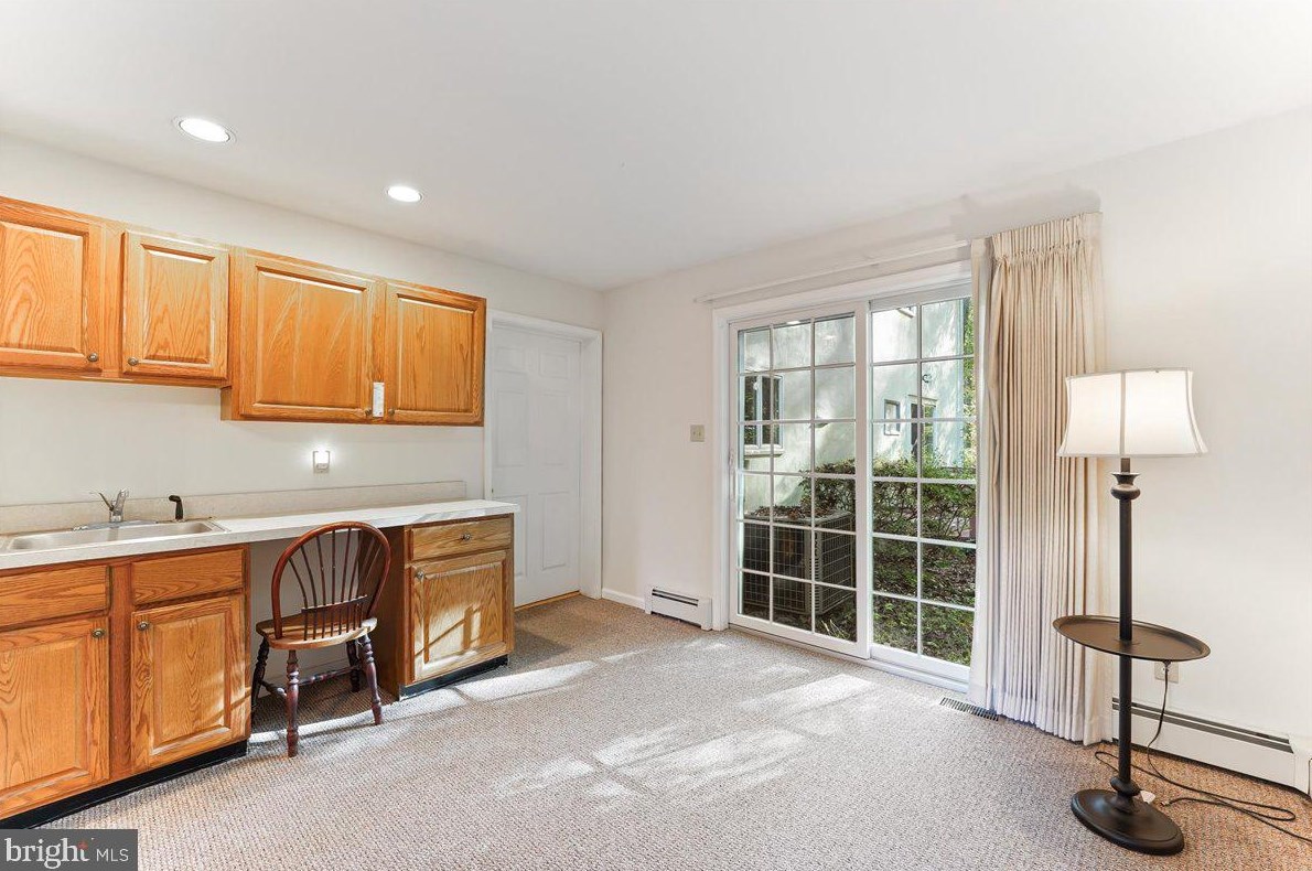 331 Caswallen Dr, West Chester PA  19380-4119 exterior