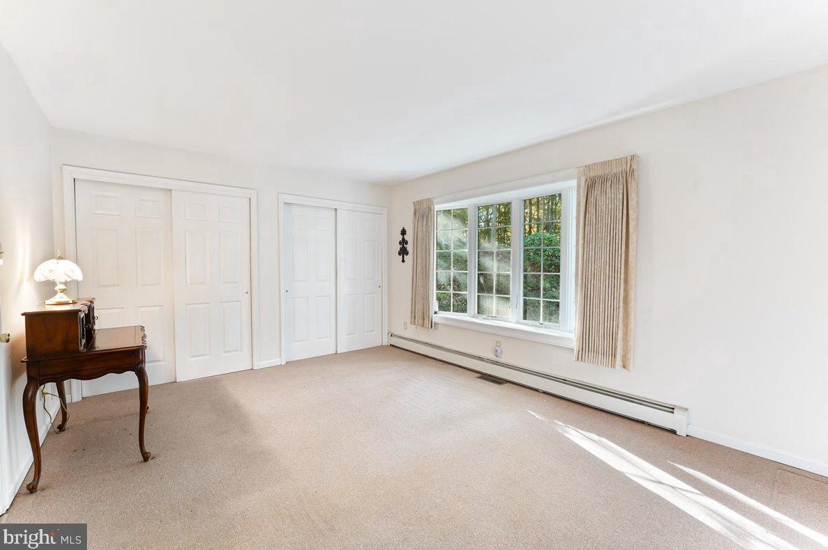 331 Caswallen Dr, West Chester PA  19380-4119 exterior