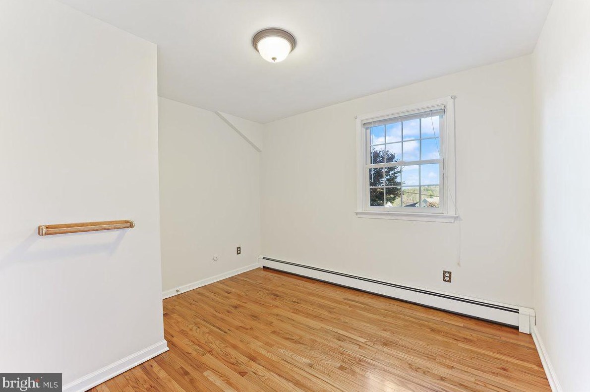 331 Caswallen Dr, West Chester PA  19380-4119 exterior