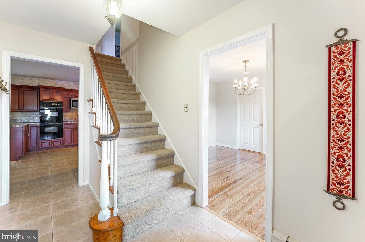 331 Caswallen Dr, West Chester PA  19380-4119 exterior
