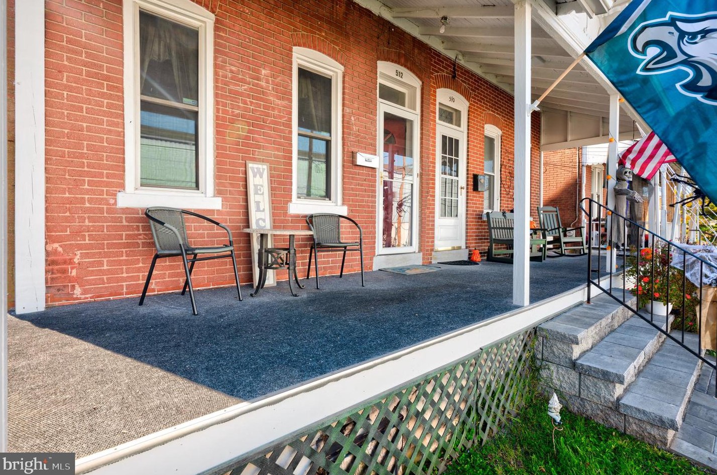 512 S Main St, Spring City, PA 19475