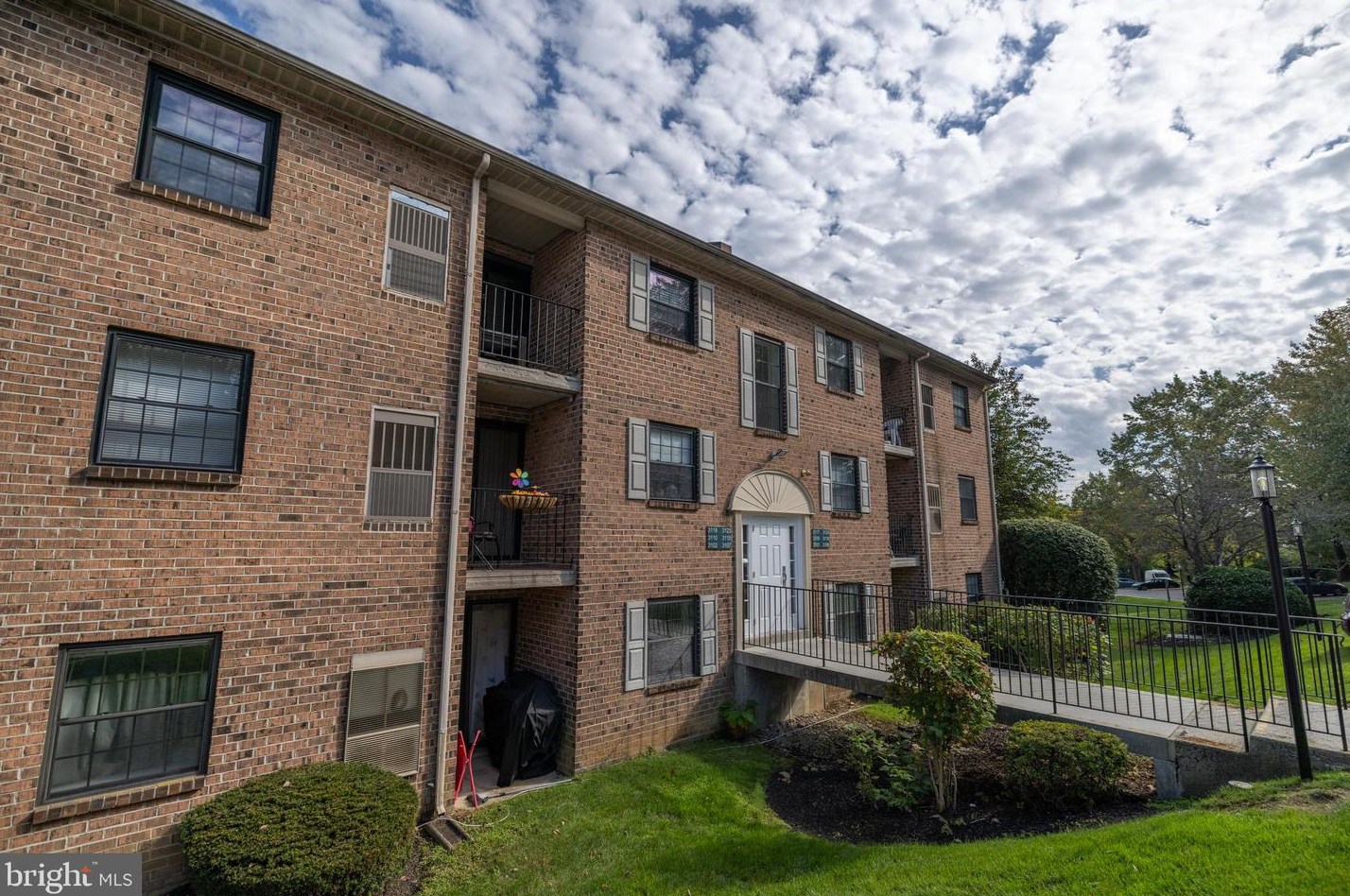 3101 Valley Dr, West Chester, PA 19382
