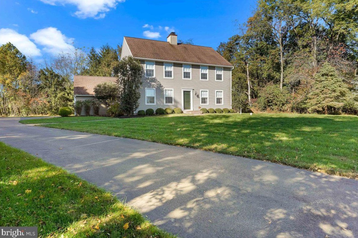 78 Wiand Ln, Spring City, PA 19475