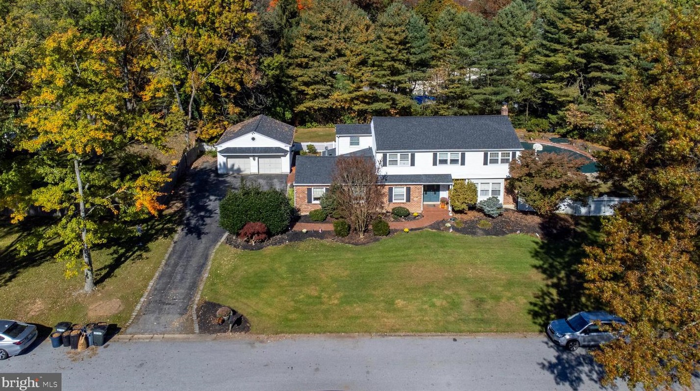 619 Meadow Dr, West Chester, PA 19380-6234