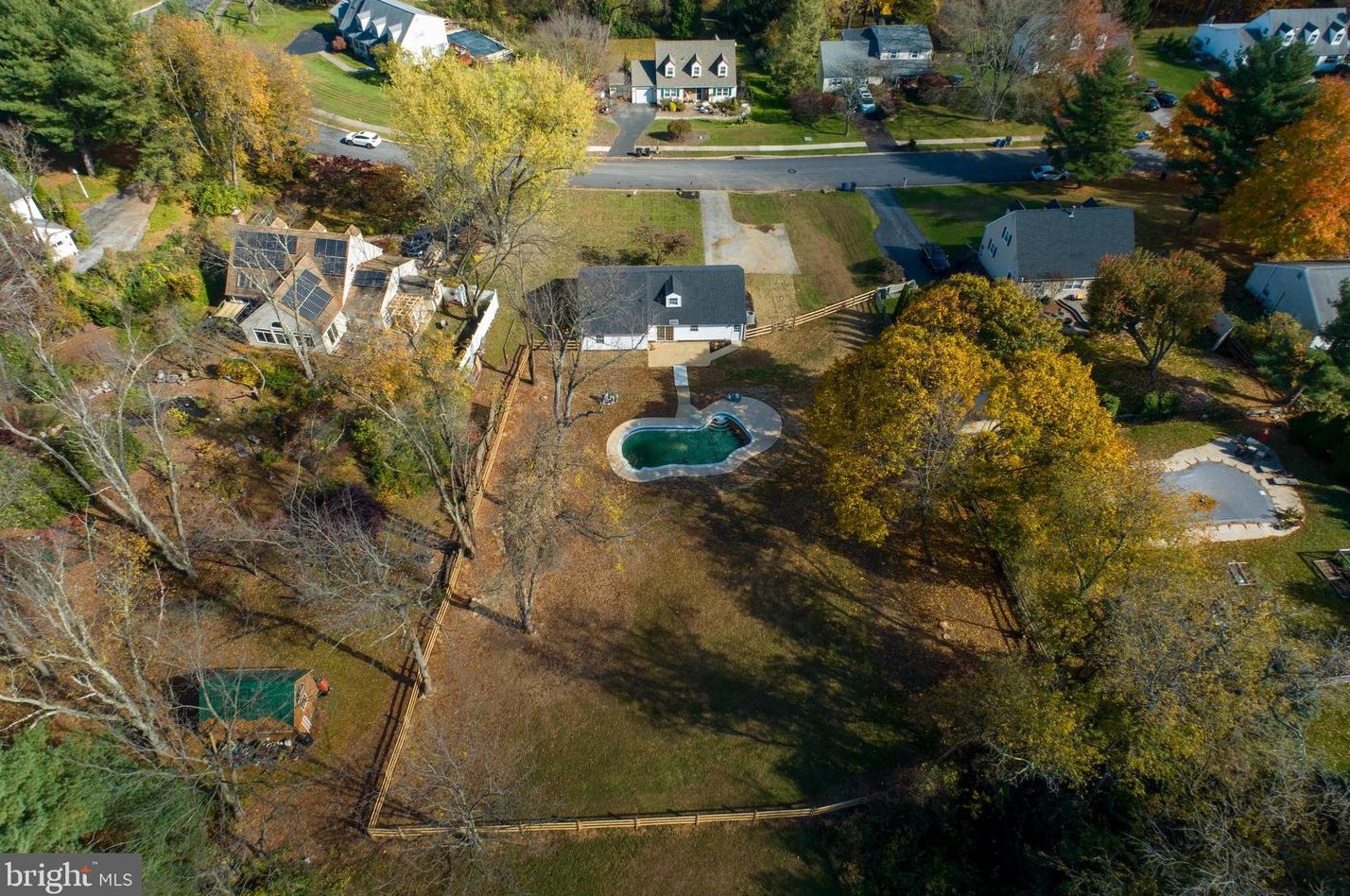 225 Colwyn Ter, West Chester PA  19380-1182 exterior