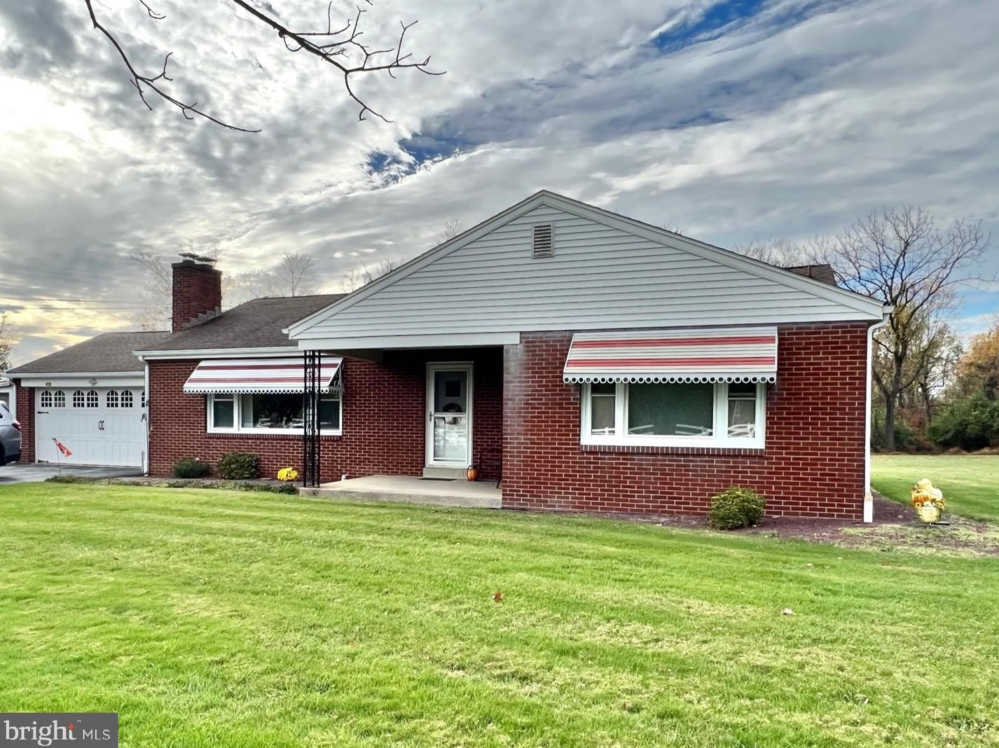 410 Rock Raymond Rd, Downingtown, PA 19335-1465
