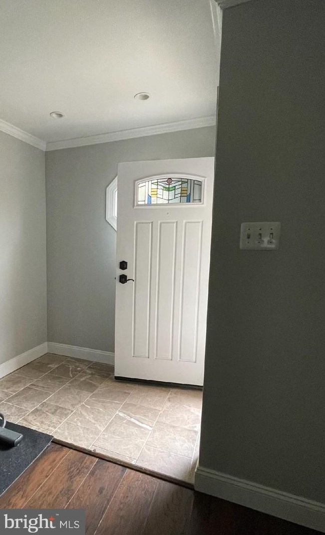 2564 Dupont St, Coatesville, PA 19320
