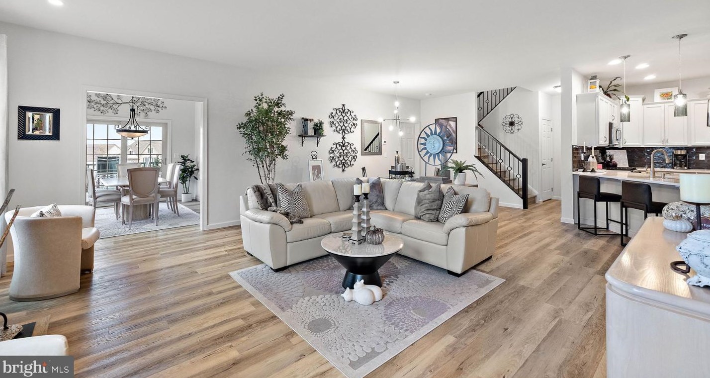 215 Honeycroft Blvd, Cochranville, PA 19330