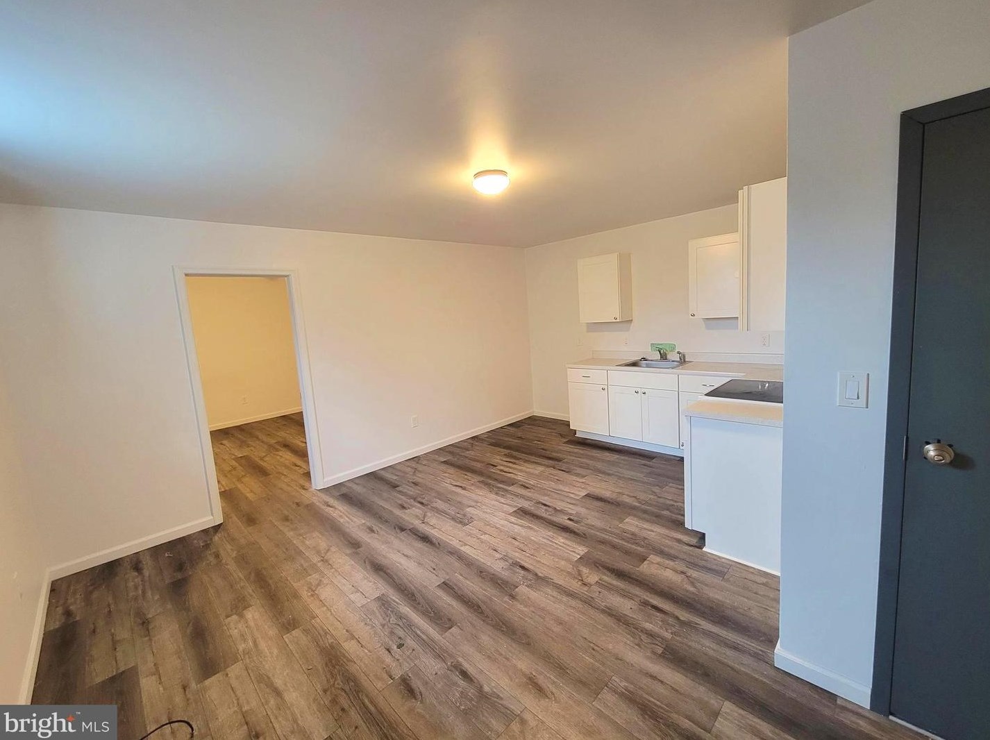 38 1/2 W Lancaster Ave #3, Downingtown, PA 19335