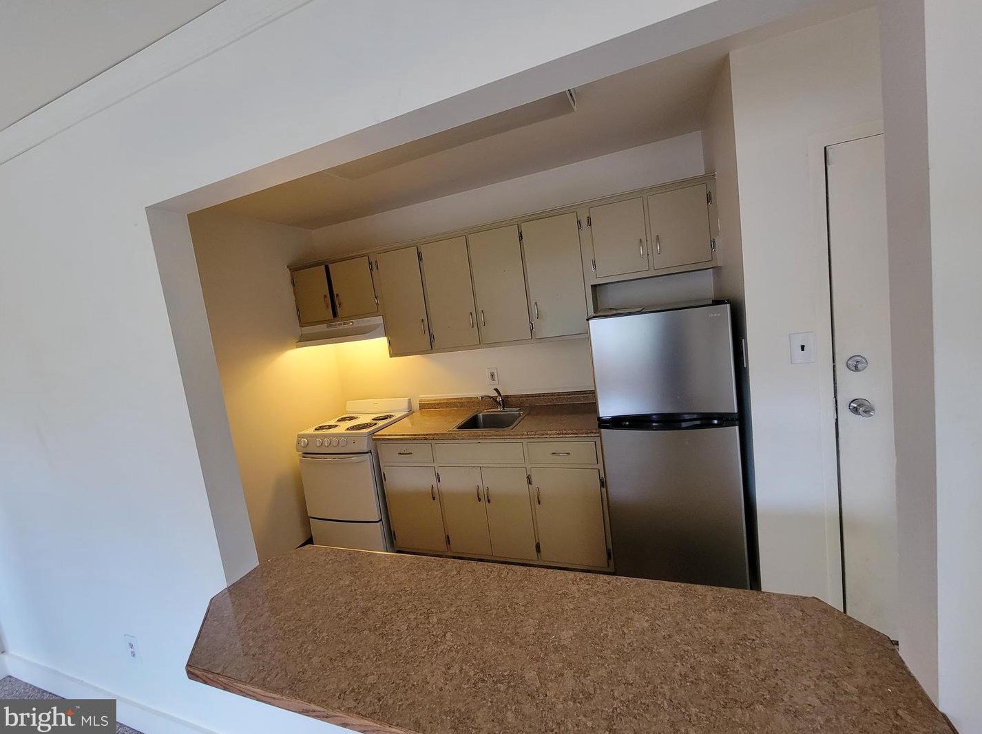 38 1/2 W Lancaster Ave #5, Downingtown, PA 19335