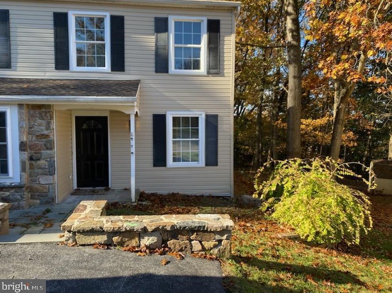 1666 Hemlock Cir, Downingtown, PA 19335