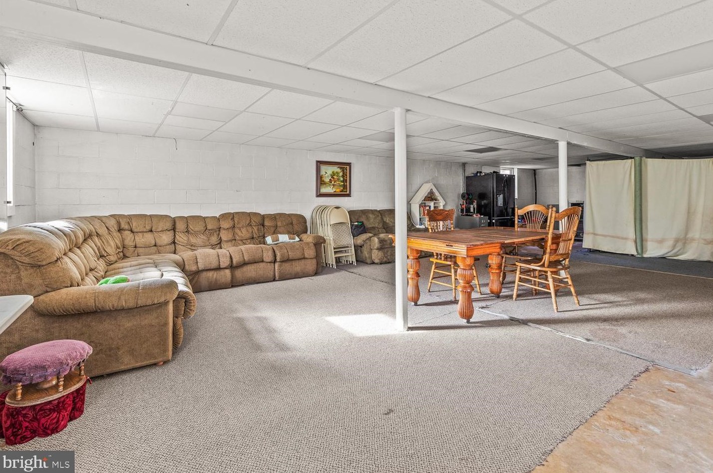 102 Walton Ln, Coatesville PA  19320-1051 exterior