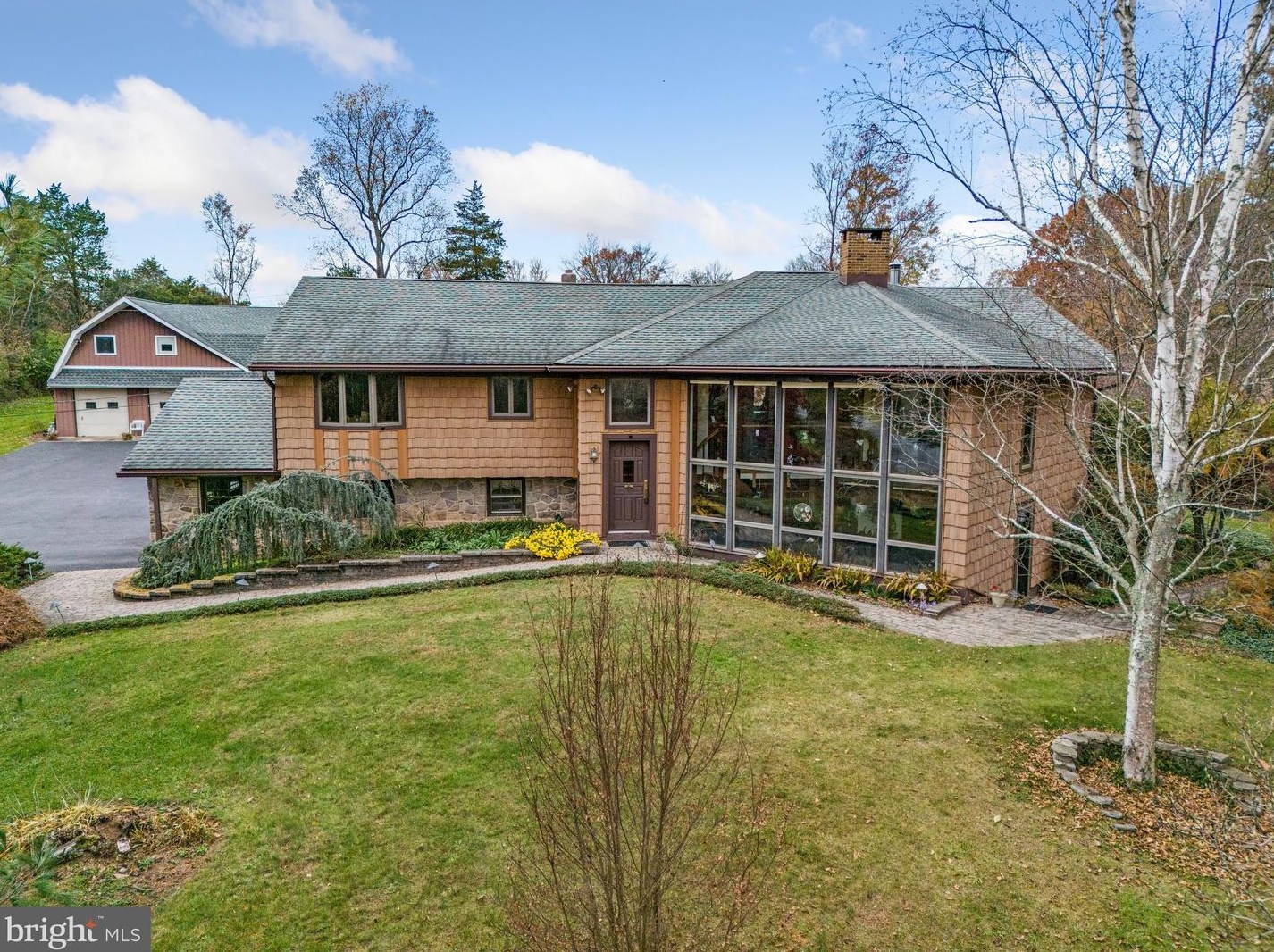 164 Schoolhouse Rd, Pottstown, PA 19465