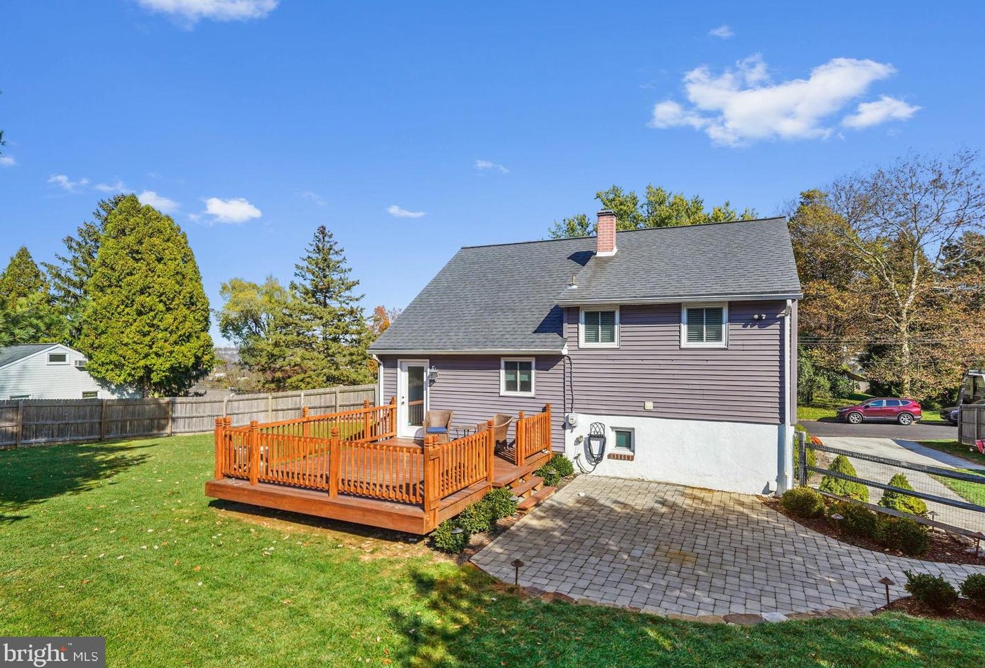 30 Woodview Rd, Frazer, PA 19355-2124