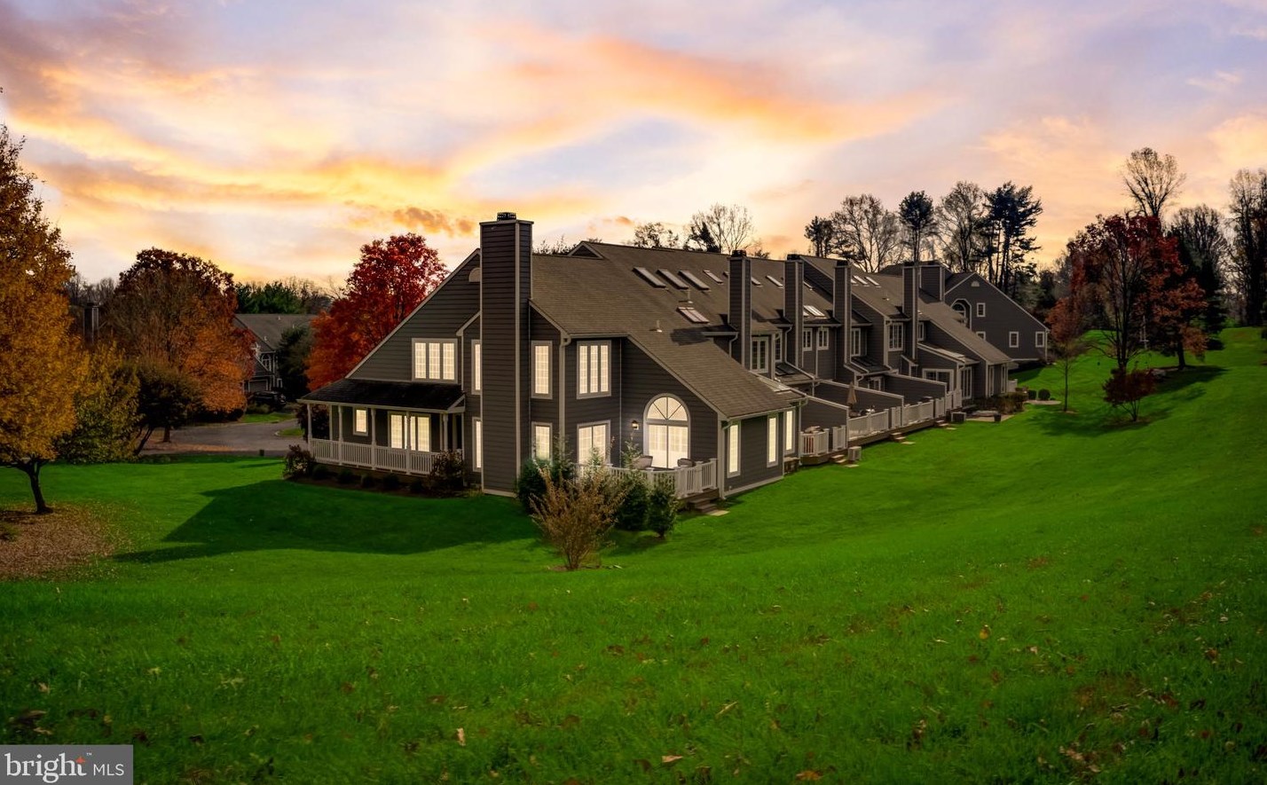 320 S Village Ln S, Chadds Ford, PA 19317