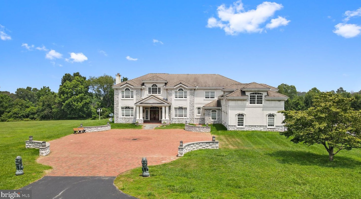 1018 Green Lane Rd, Frazer, PA 19355-8629