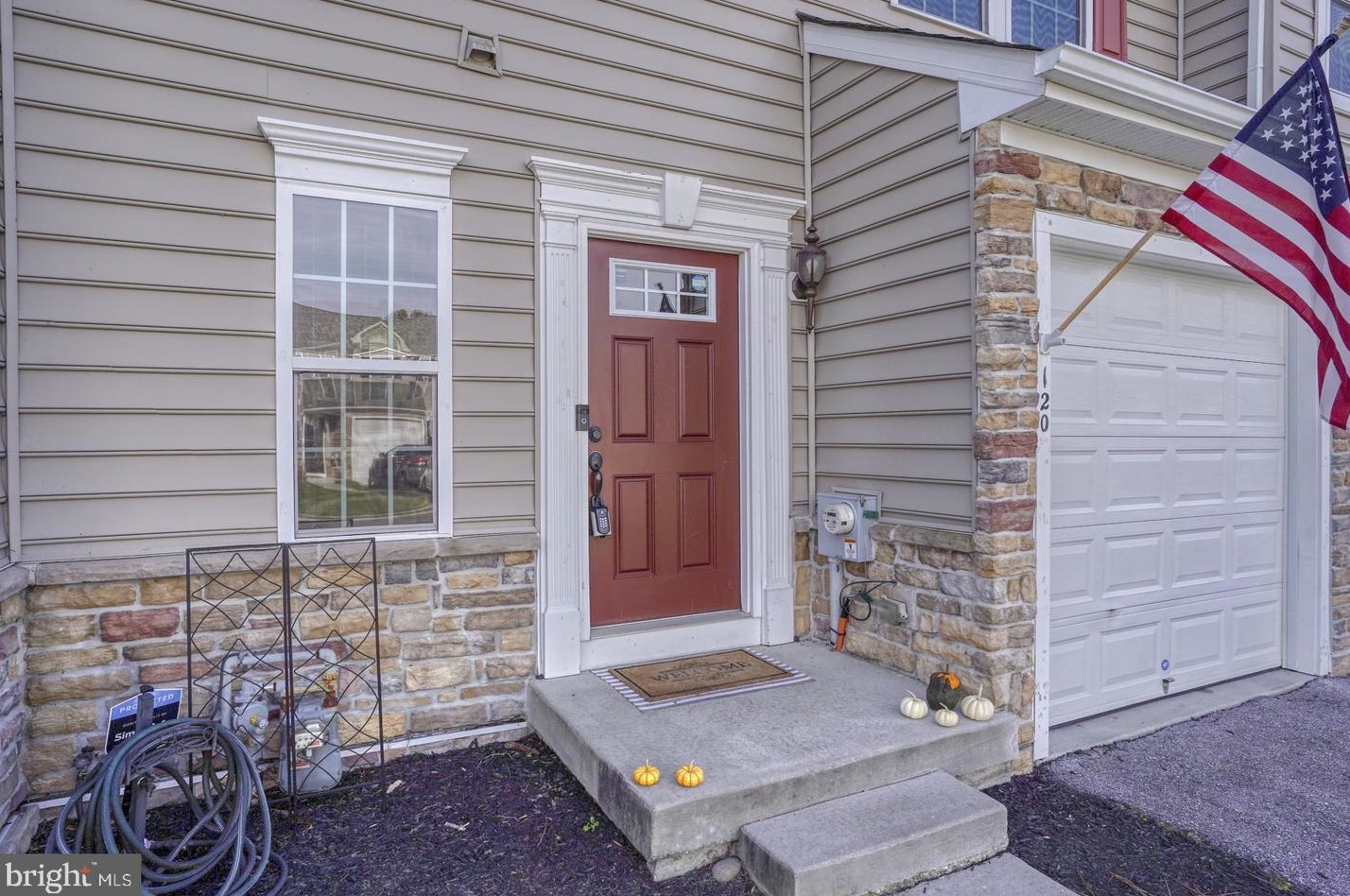 120 Tulsk Rd, Avondale, PA 19311