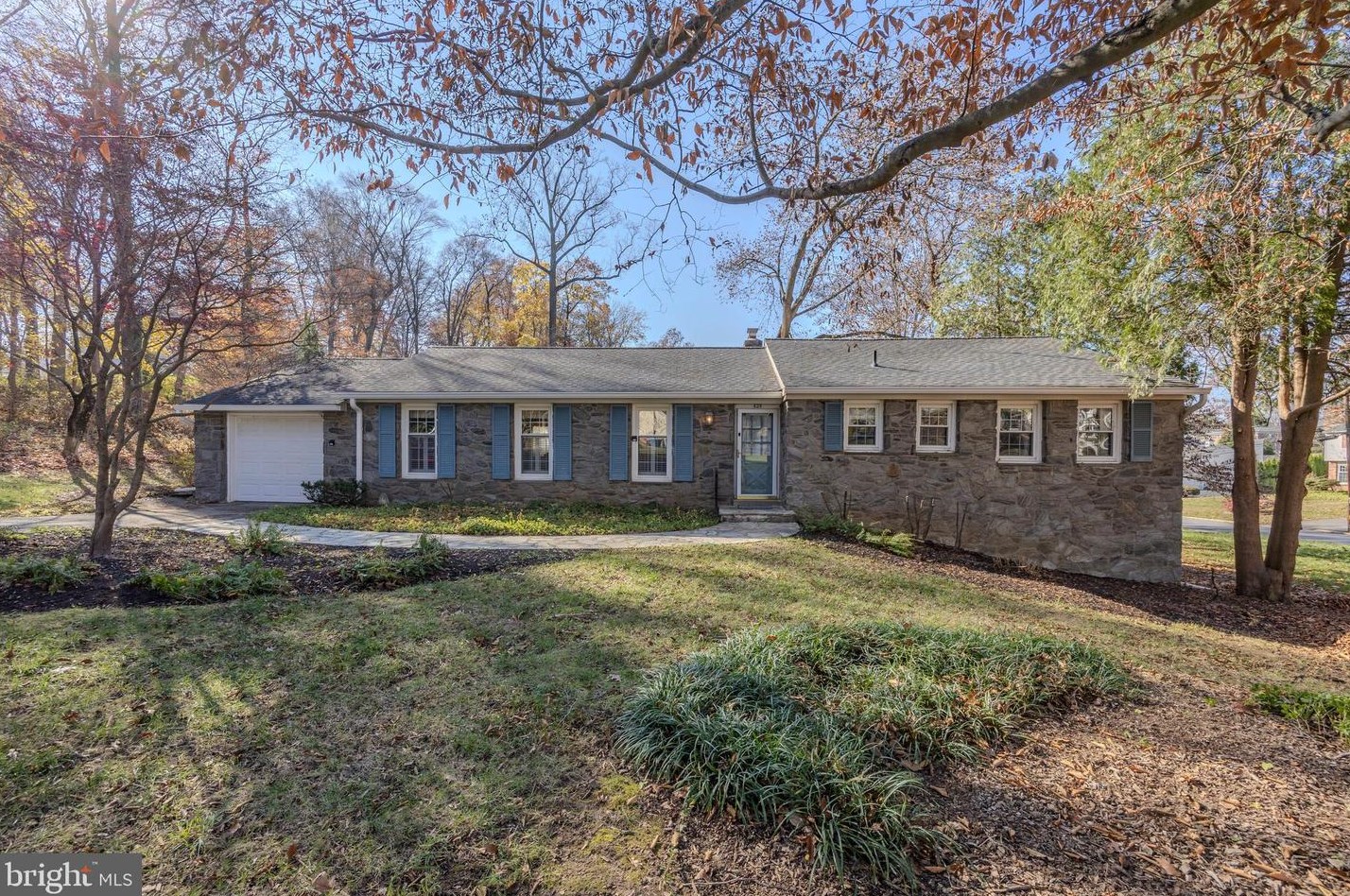 828 Mystery Ln, West Chester, PA 19382