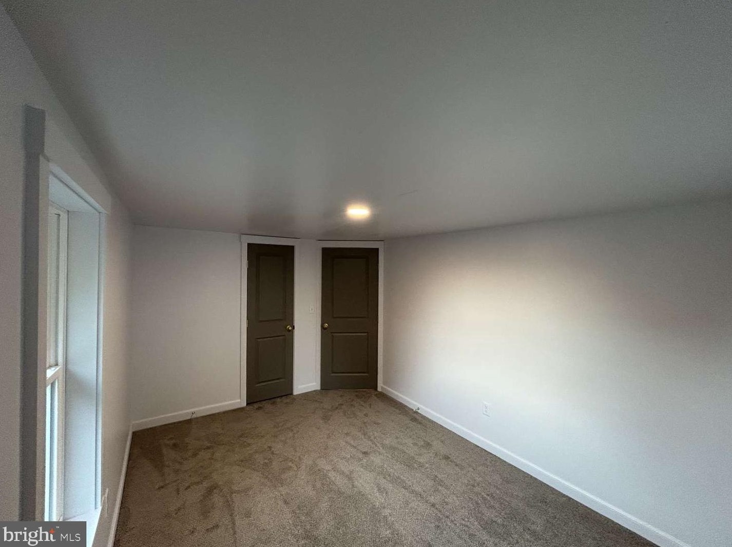 401 Ash Rd, Coatesville PA  19320-1137 exterior