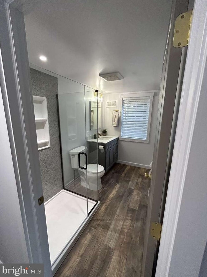 401 Ash Rd, Coatesville PA  19320-1137 exterior