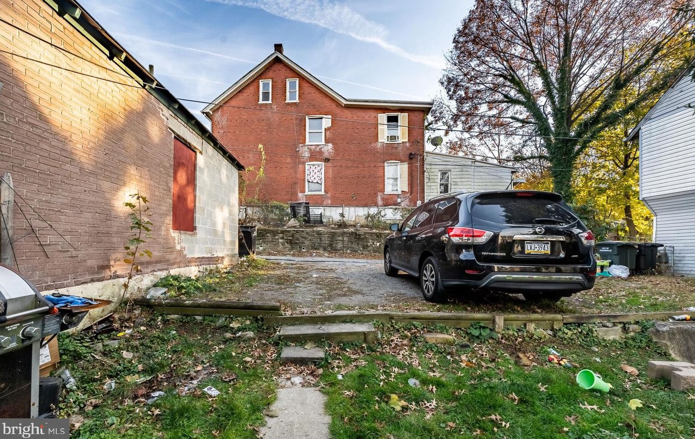 434 Maple Ave, Coatesville PA  19320-3602 exterior