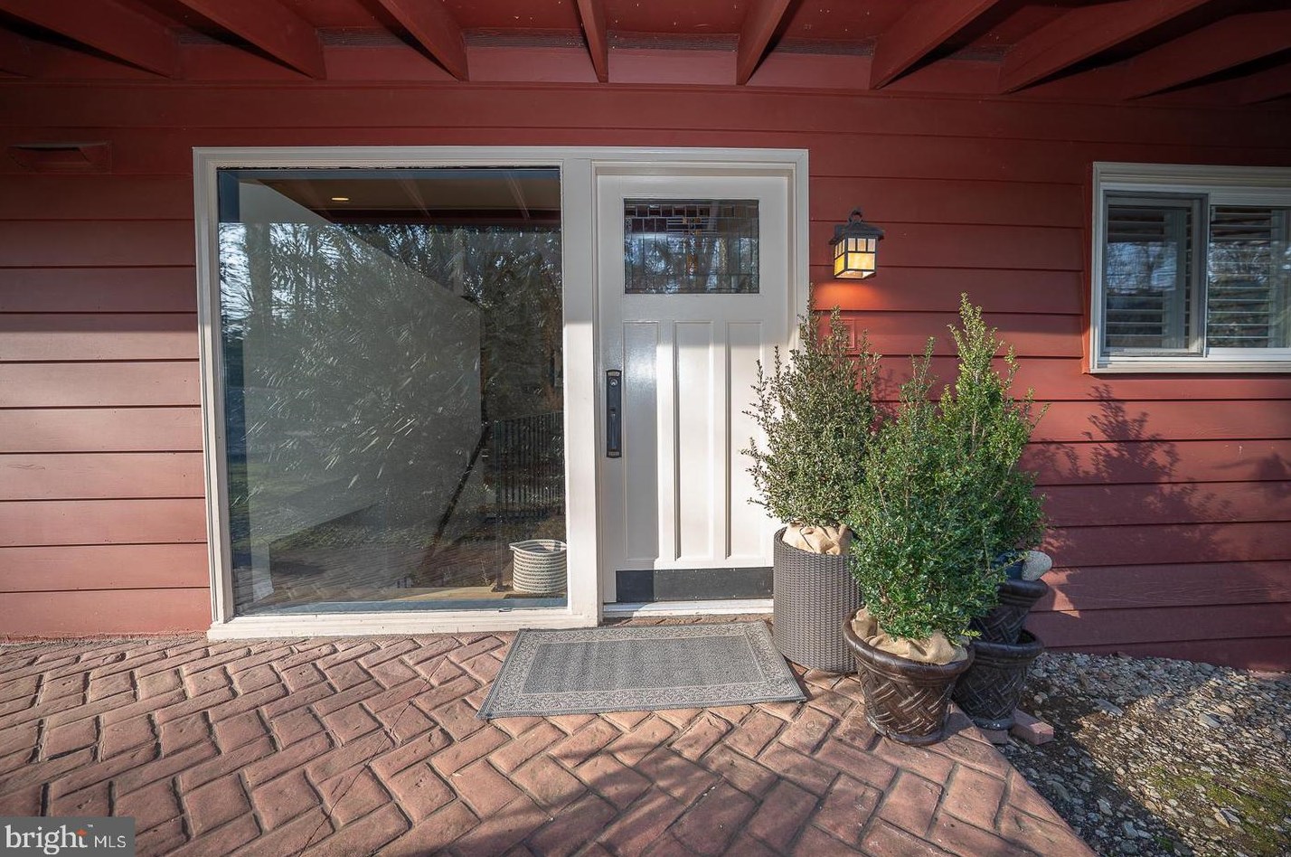 709 N Valley Forge Rd, Devon, PA 19333