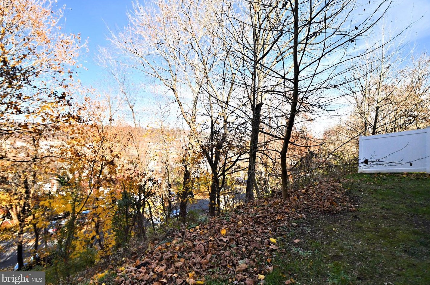 315 Community Ln, Coatesville PA  19320-3733 exterior