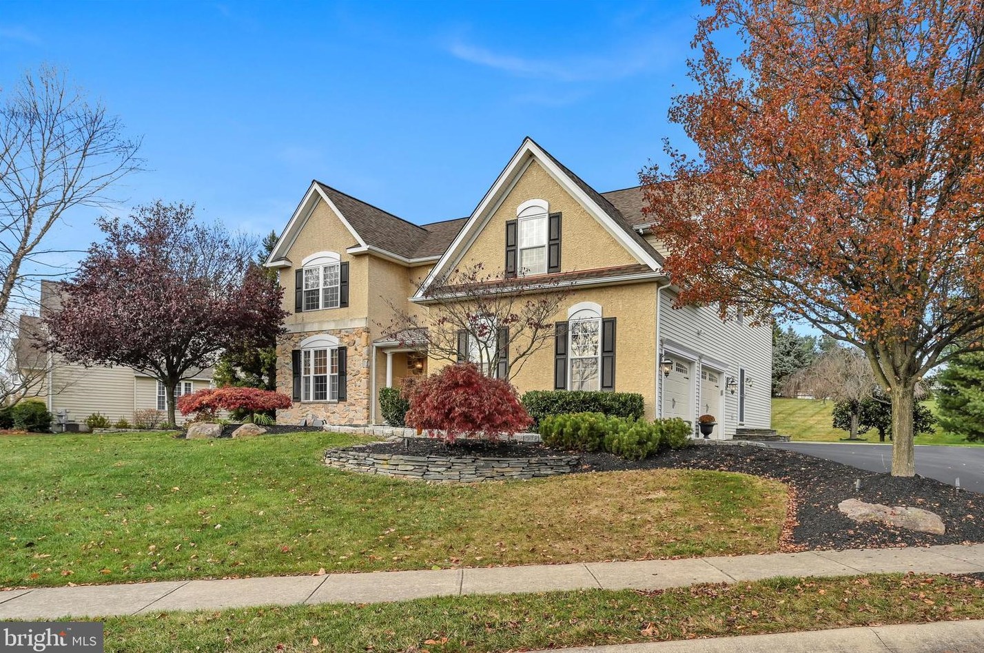 219 Montpelier Dr, Downingtown, PA 19335