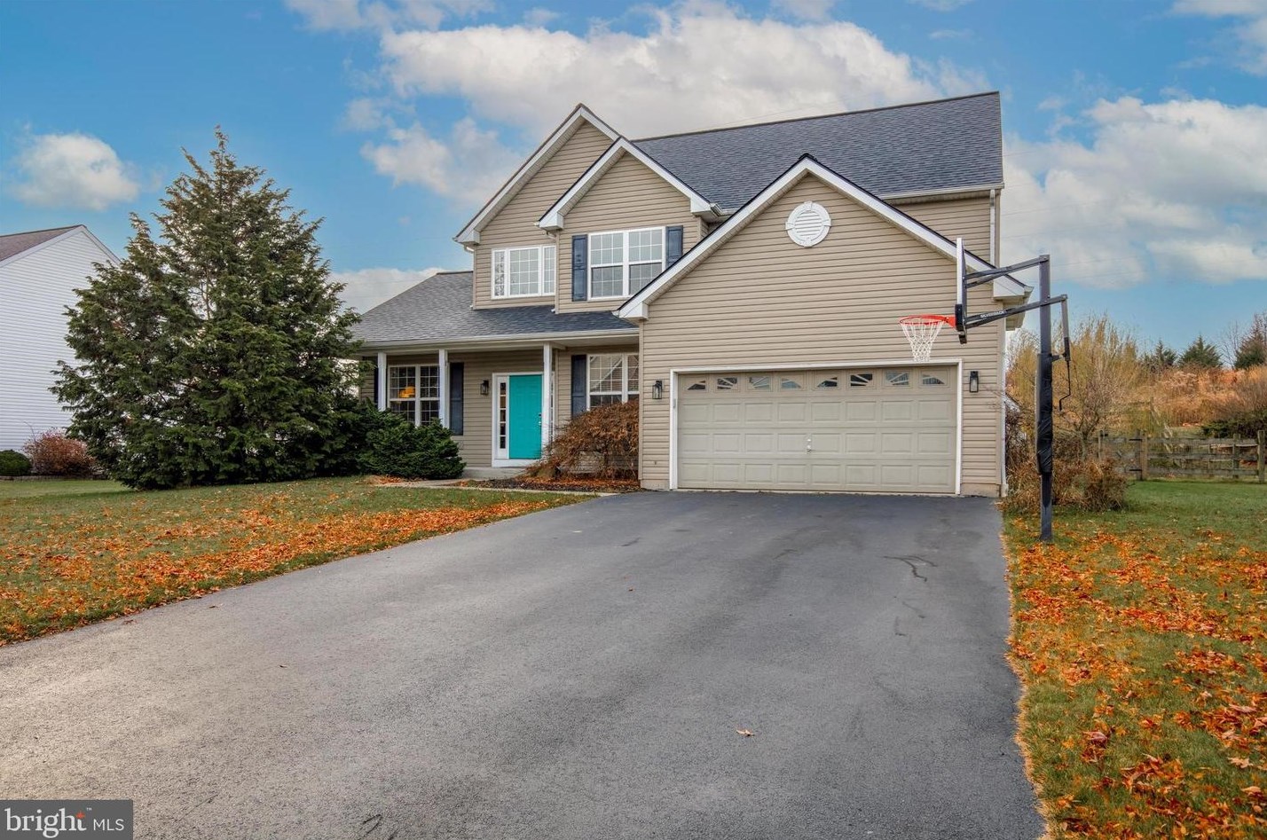 606 Hoffman Blvd, Spring City, PA 19475-2626