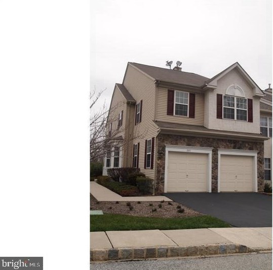 201 Tall Pines Dr, West Chester, PA 19380